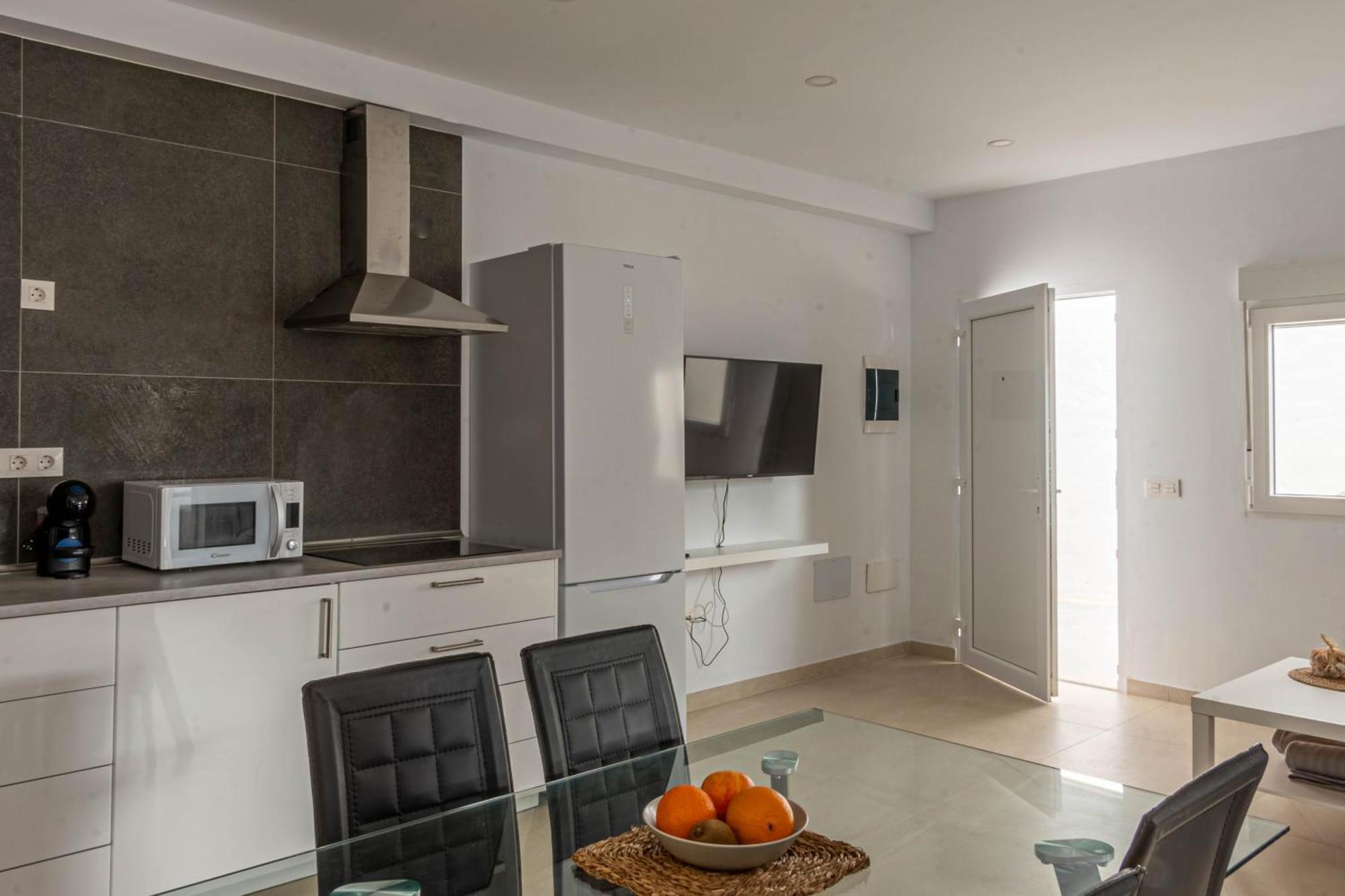 Kiposhi Beach Apartments Punta Mujeres Haría Kültér fotó