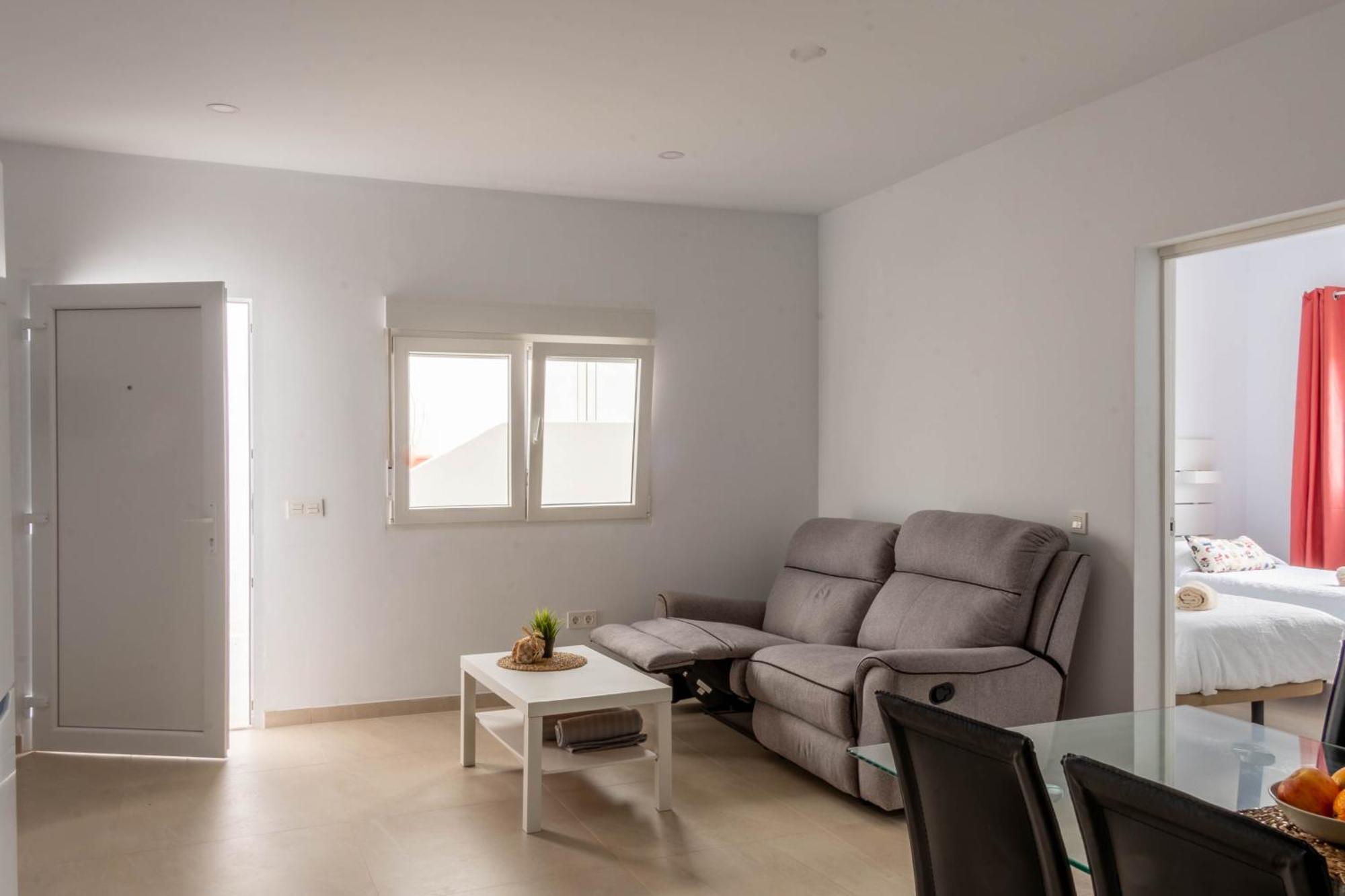 Kiposhi Beach Apartments Punta Mujeres Haría Kültér fotó